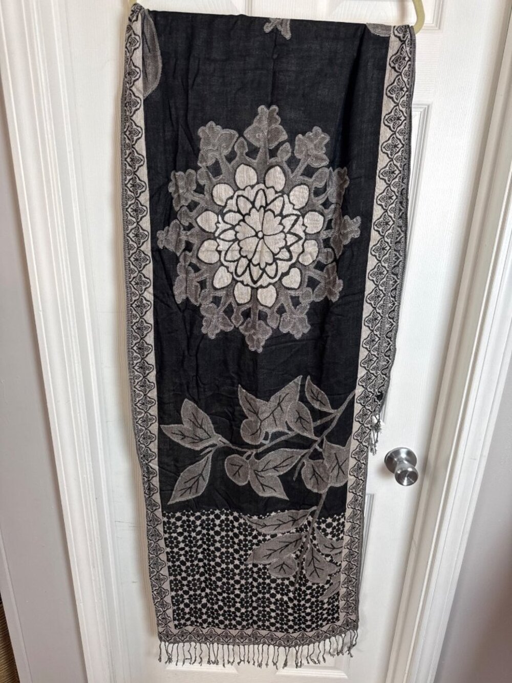 Jacquard Black White Gray Reversable Luxury Scarf with Fringe